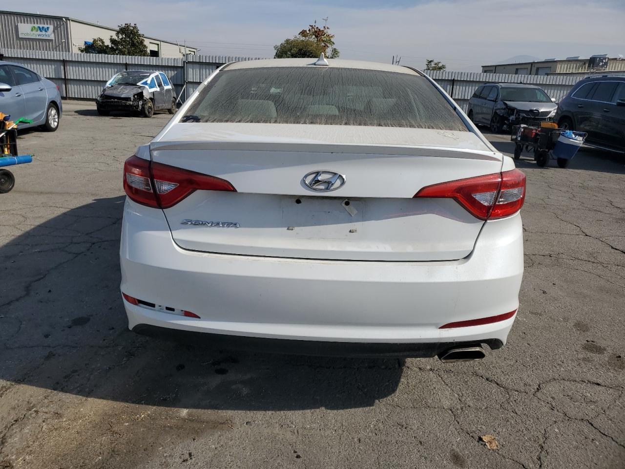 2017 Hyundai Sonata Se - Image 6