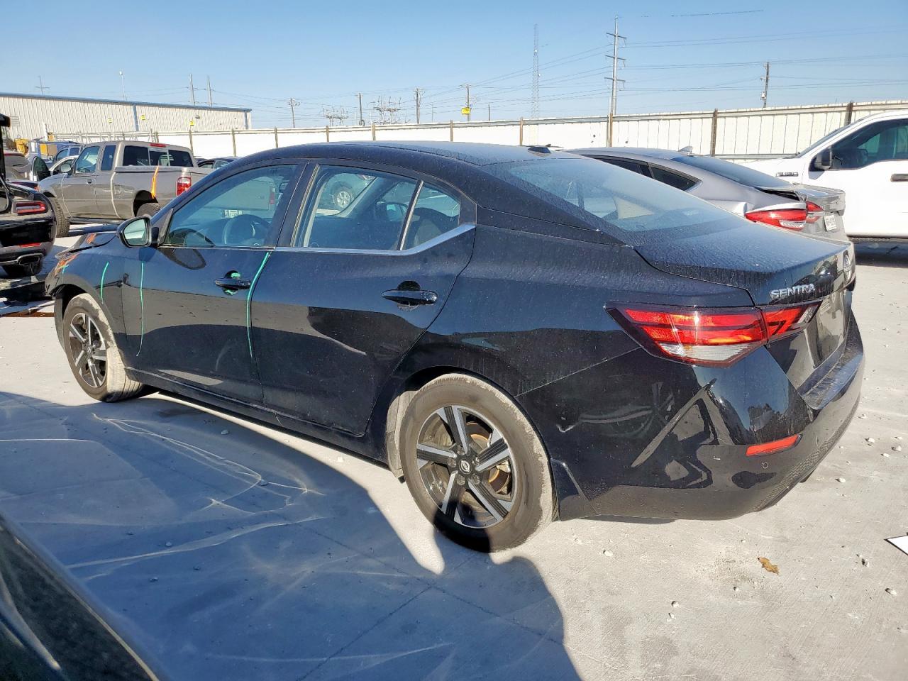 2025 Nissan Sentra Sv - Image 2