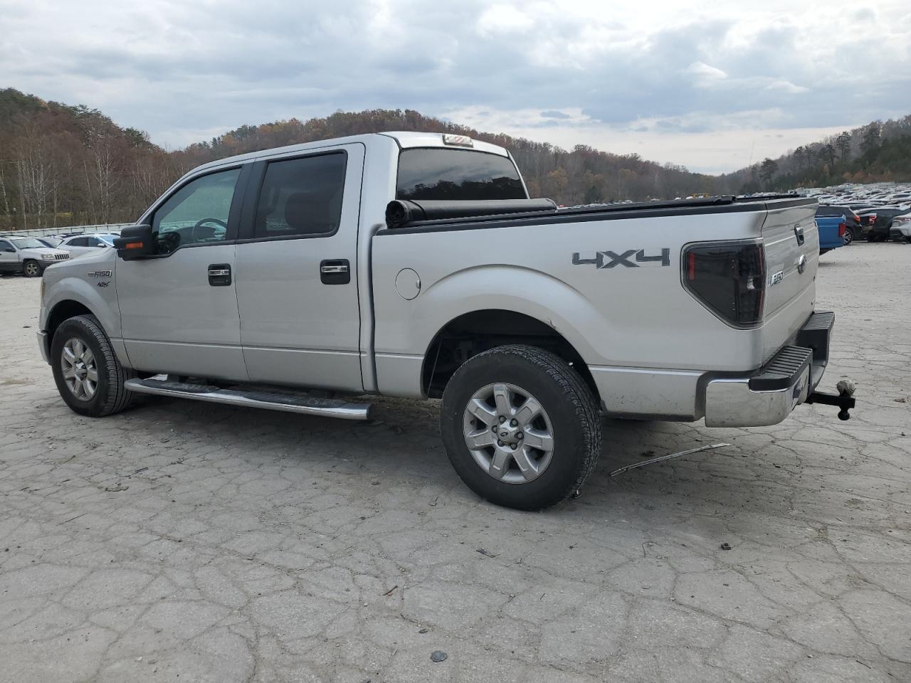 2013 Ford F150 Supercrew - Фото 2