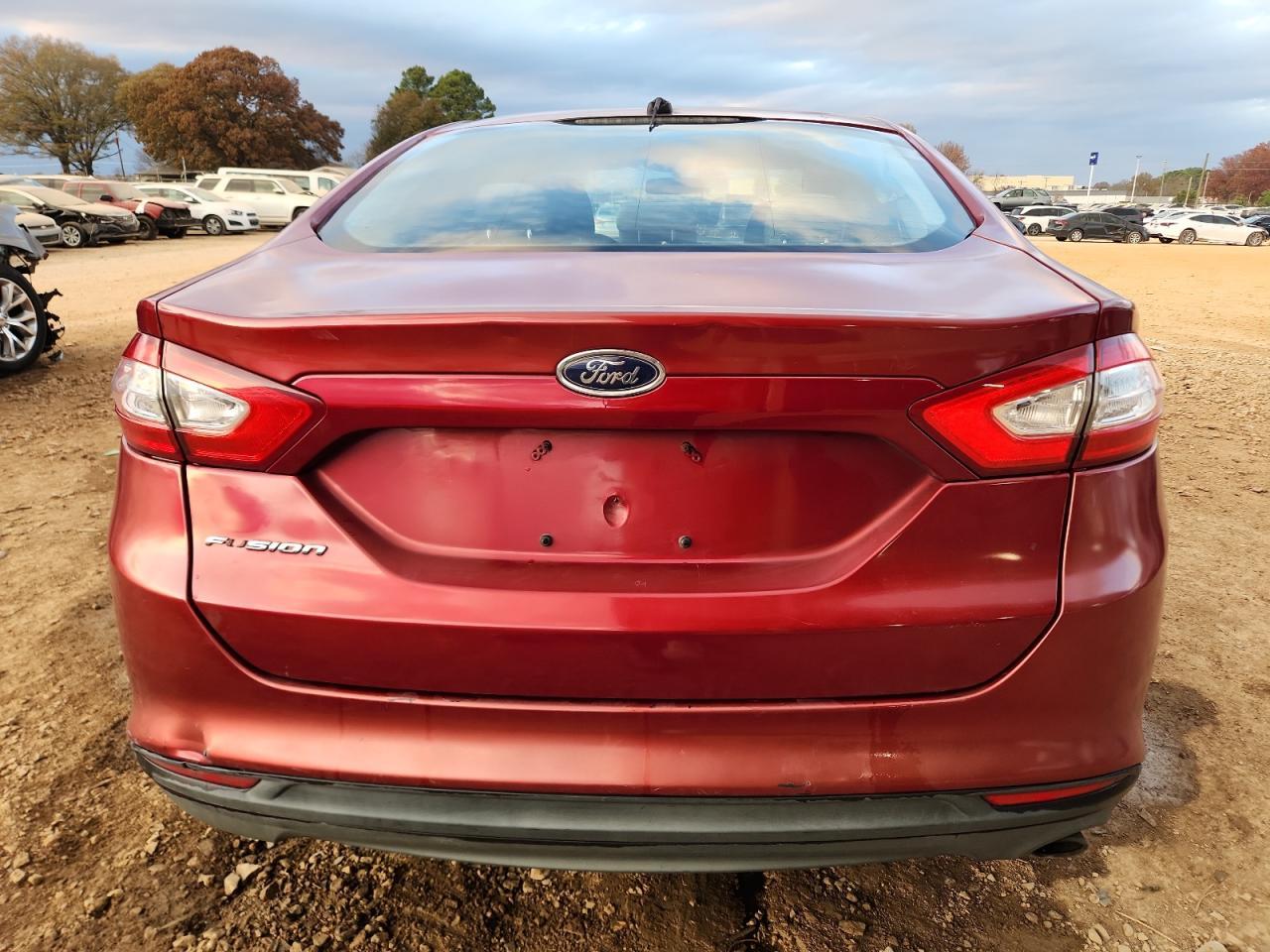 2013 Ford Fusion S - Фото 6