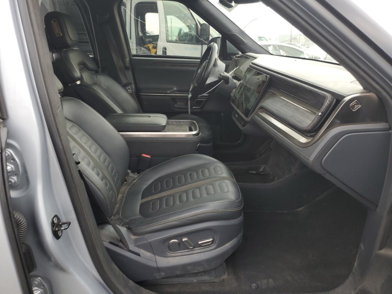 2022 Rivian R1T Launch Edition - Фото 7