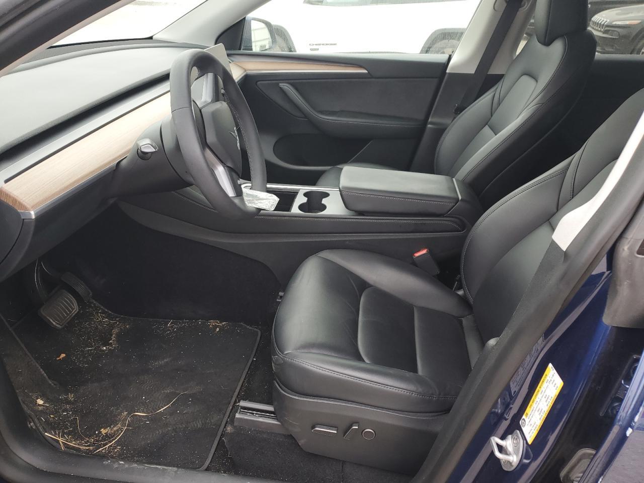 2023 Tesla Model Y - Image 7