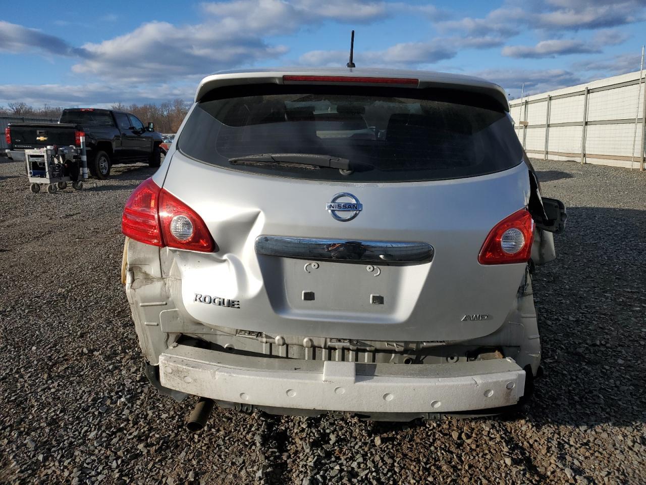 2011 Nissan Rogue S - Фото 6