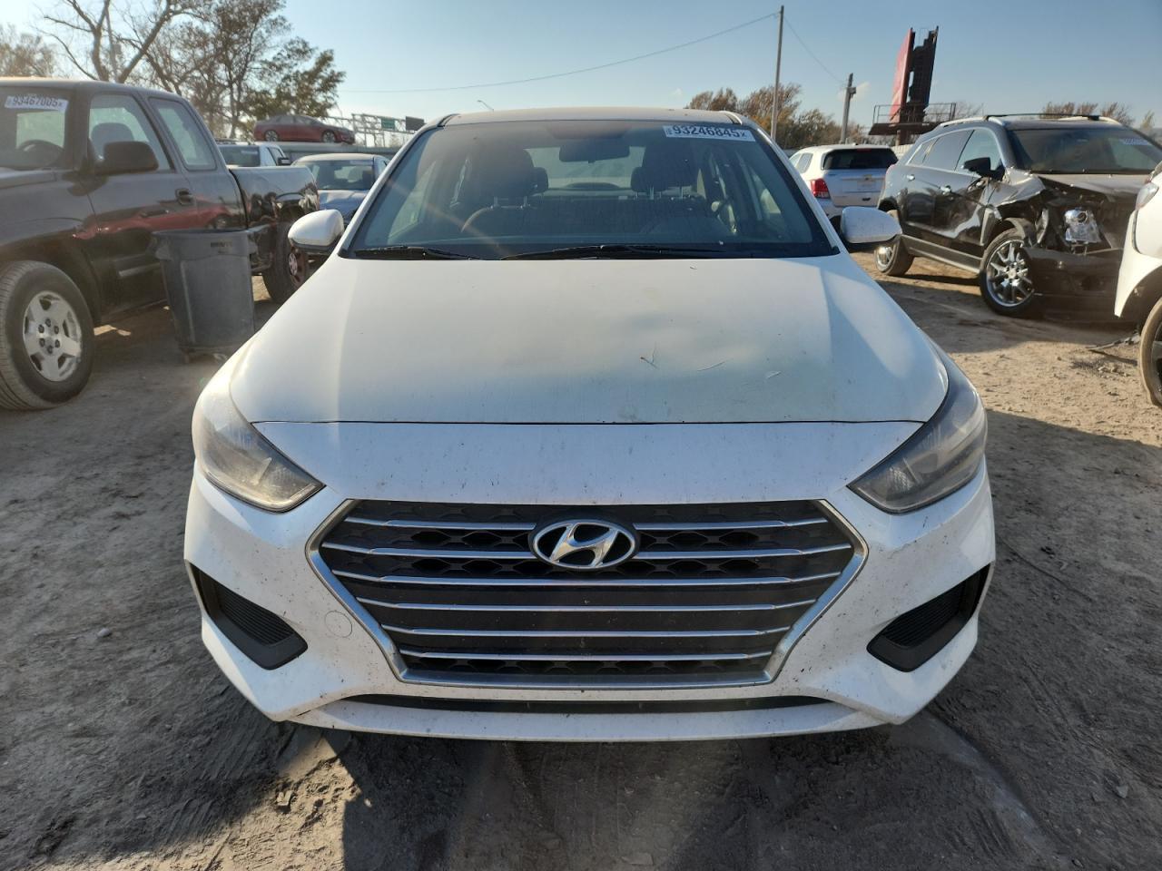 2020 Hyundai Accent Se - Фото 5