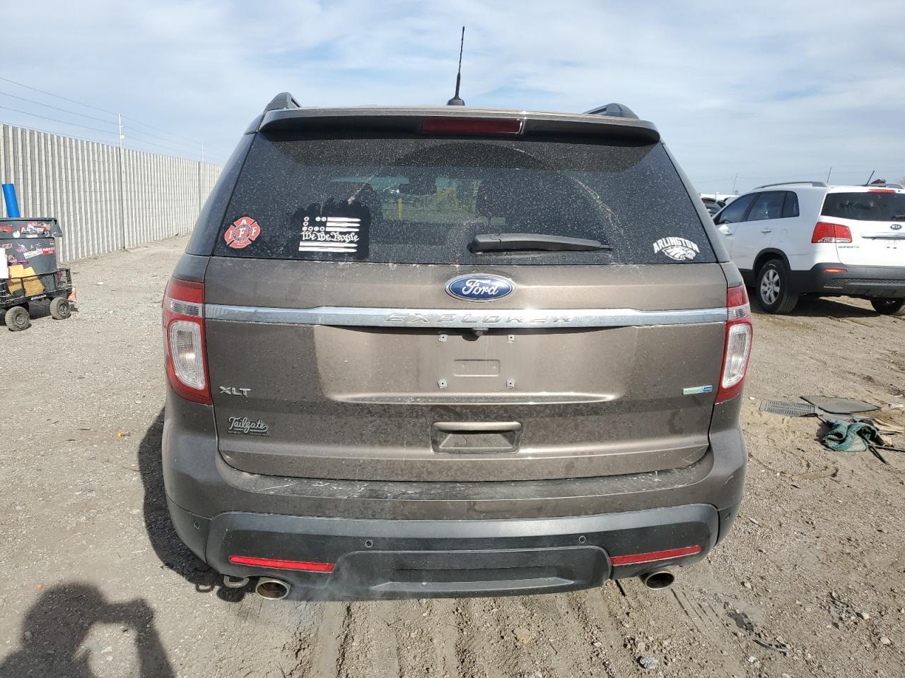 2015 Ford Explorer Xlt - Фото 6