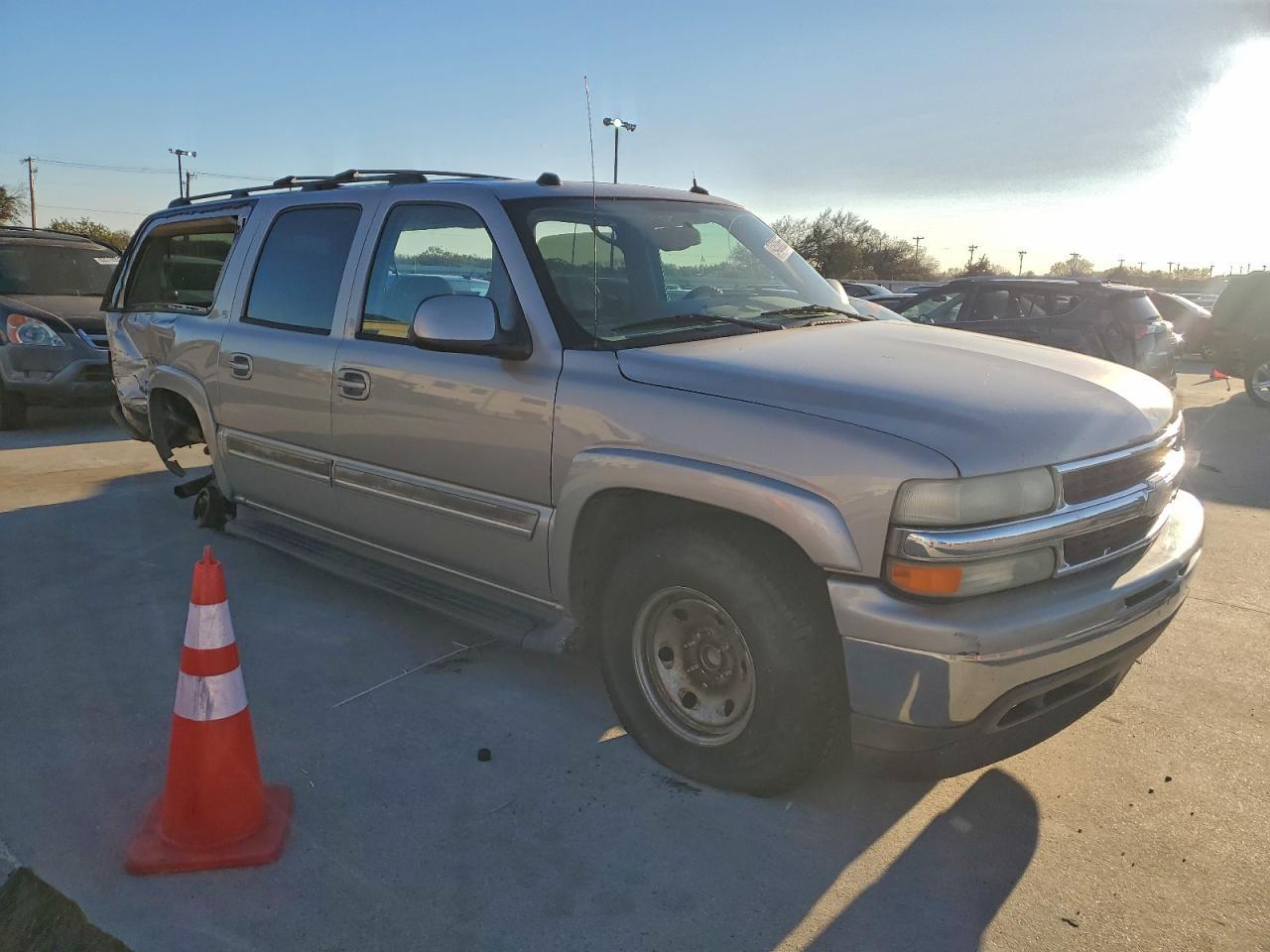 2005 Chevrolet Suburban C1500 - Фото 4