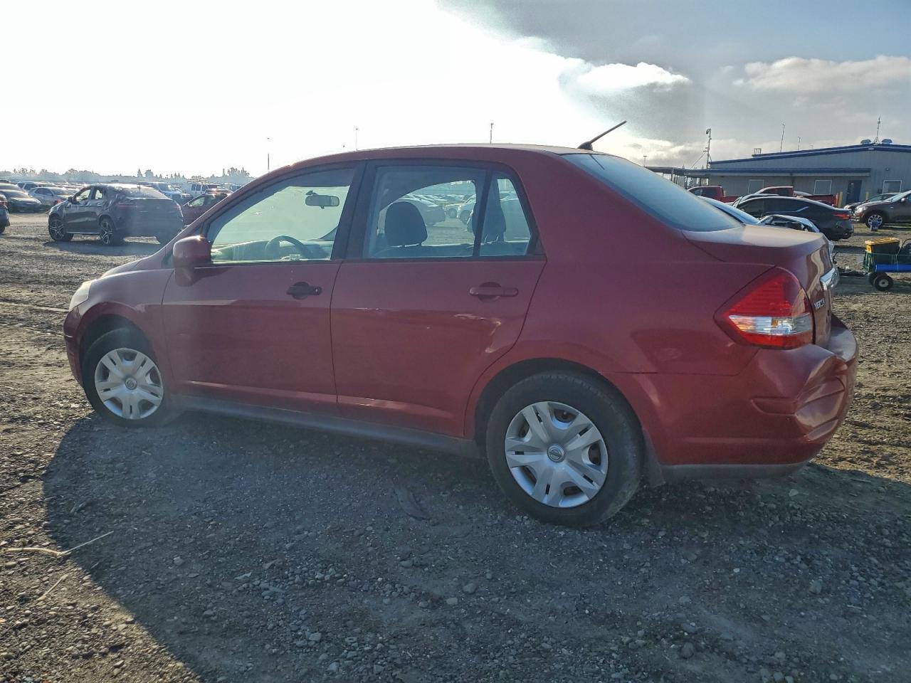2010 Nissan Versa S - Image 2