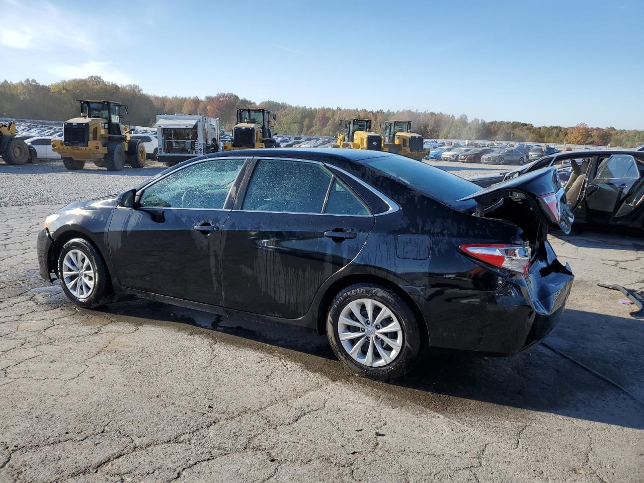 2017 Toyota Camry Le - Image 2