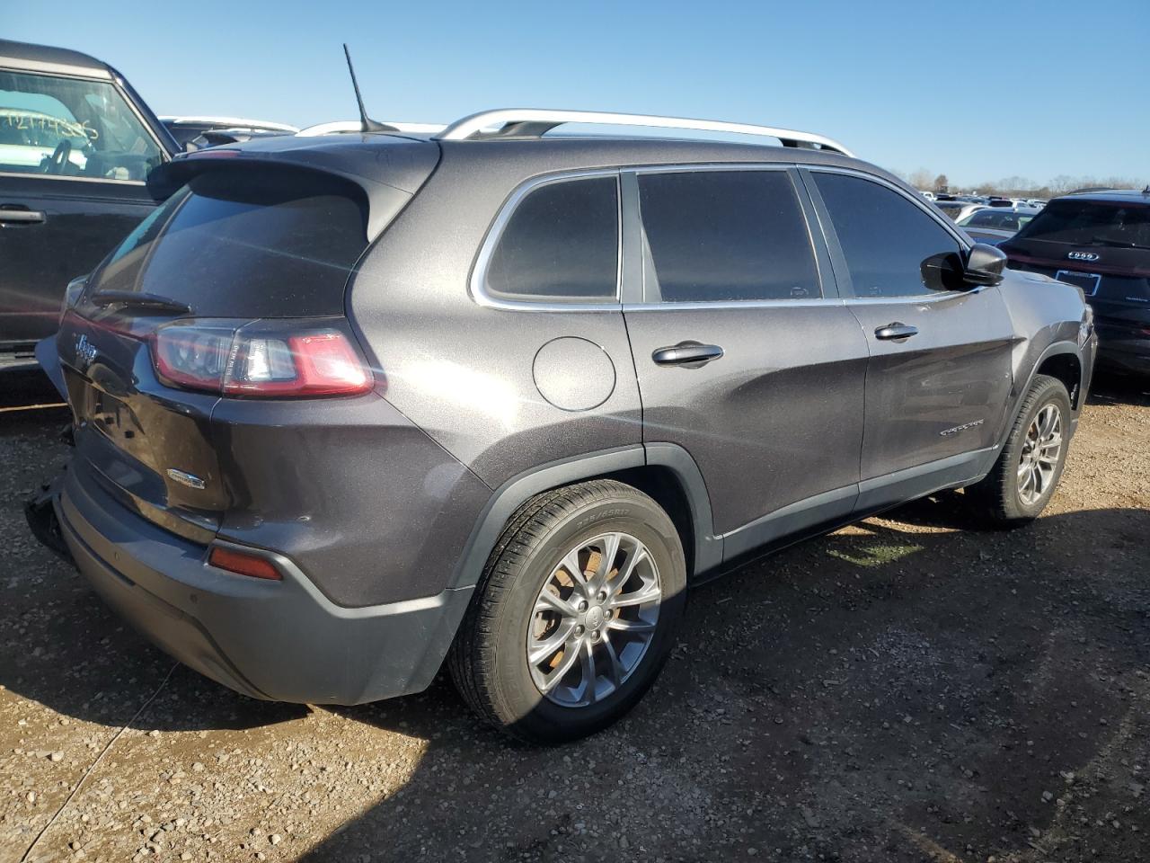 2019 Jeep Cherokee Latitude Plus - Фото 3