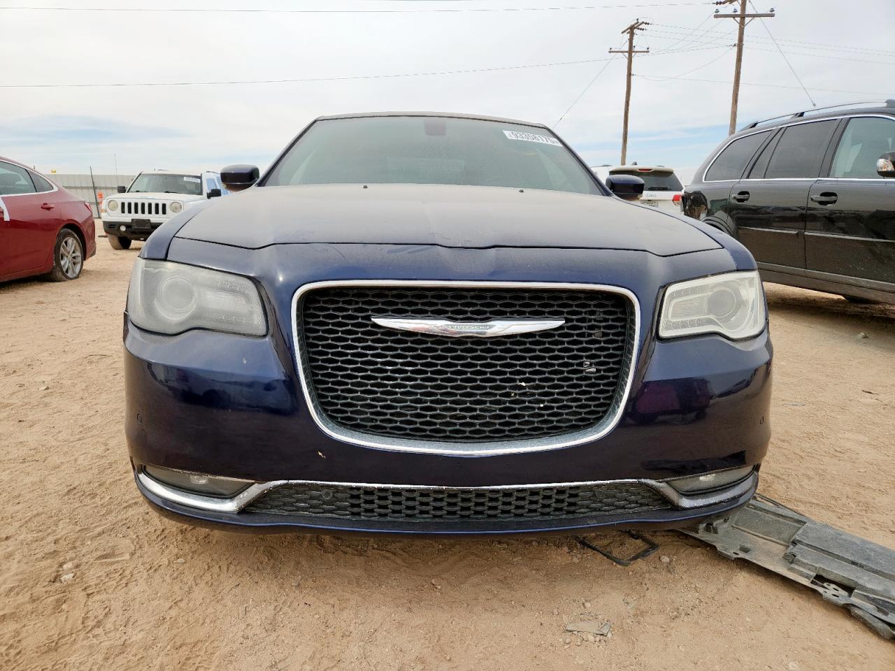2015 Chrysler 300 S - Image 5