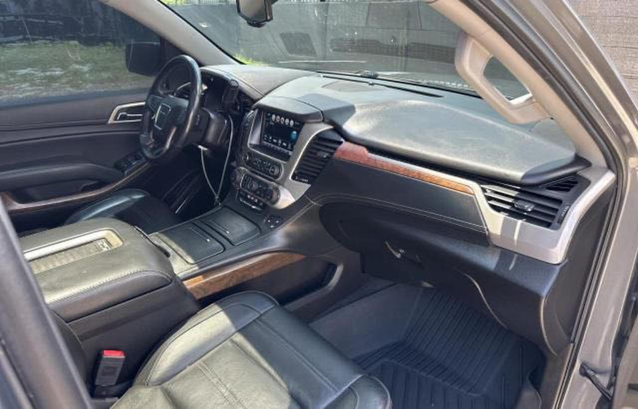 2019 GMC Yukon Denali - Фото 5