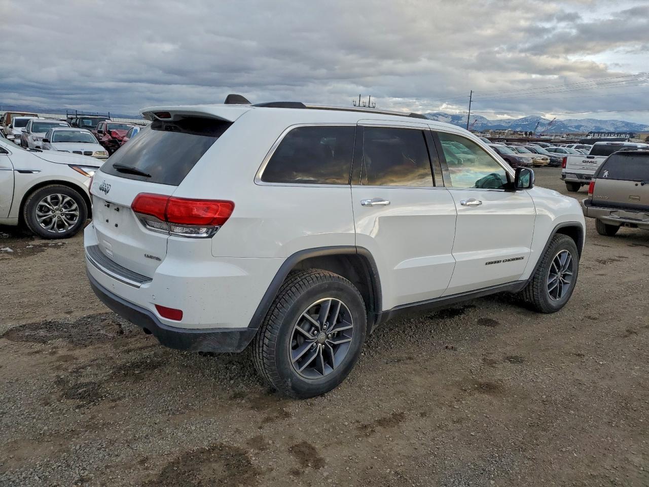 2017 Jeep Grand Cherokee Limited - Image 3