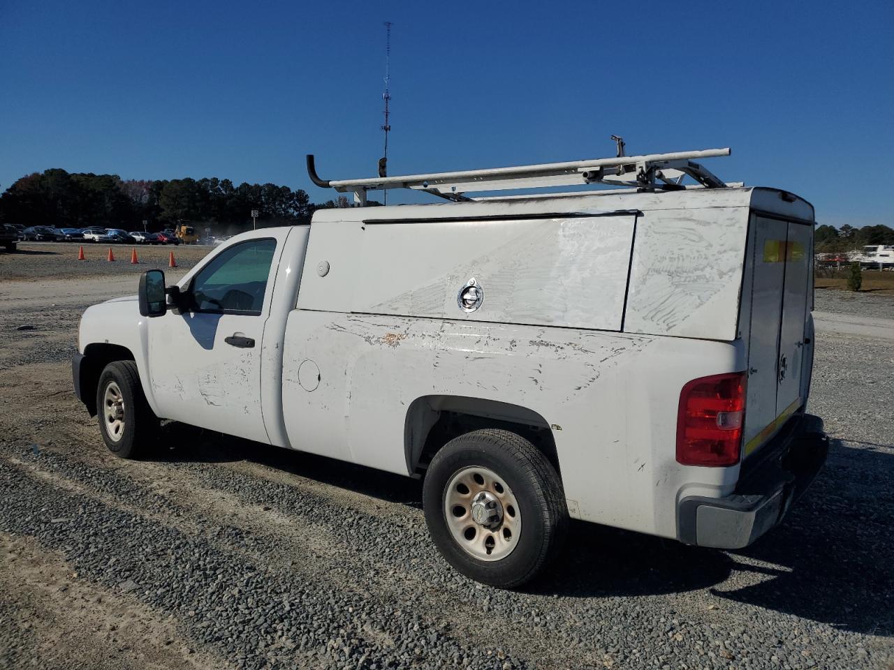 2013 Chevrolet Silverado C1500 - Фото 2