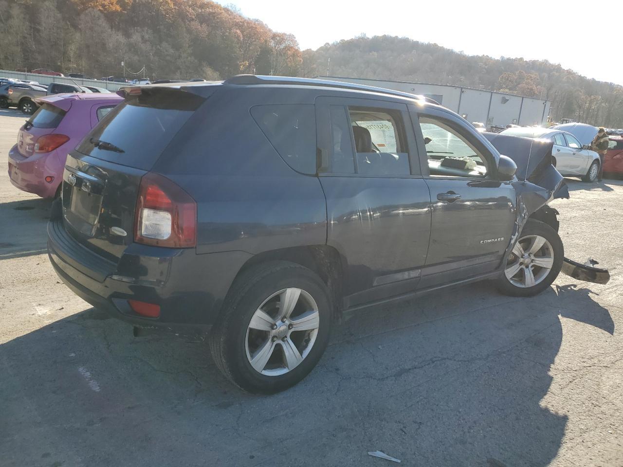 2014 Jeep Compass Latitude - Фото 3