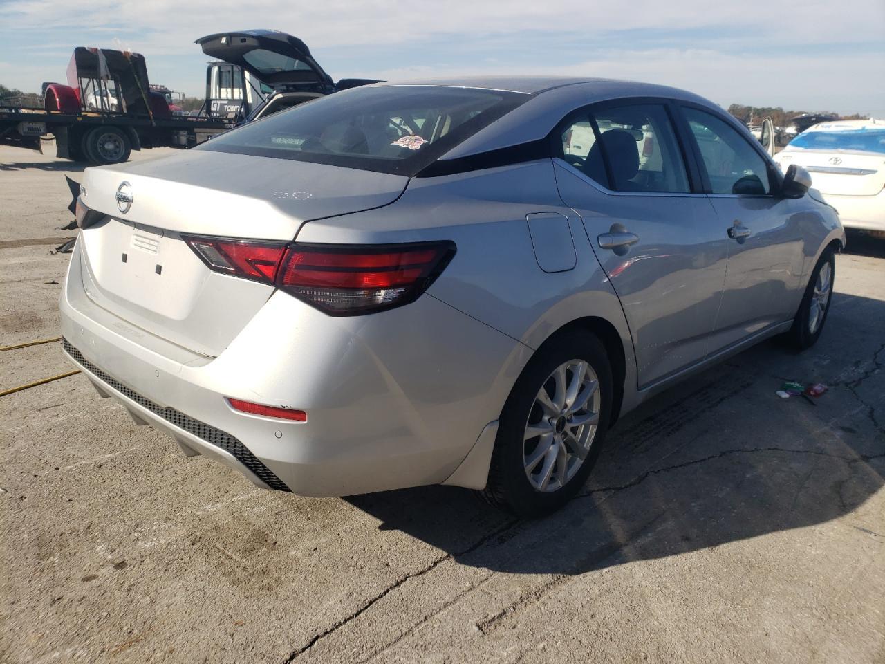 2020 Nissan Sentra S - Image 3