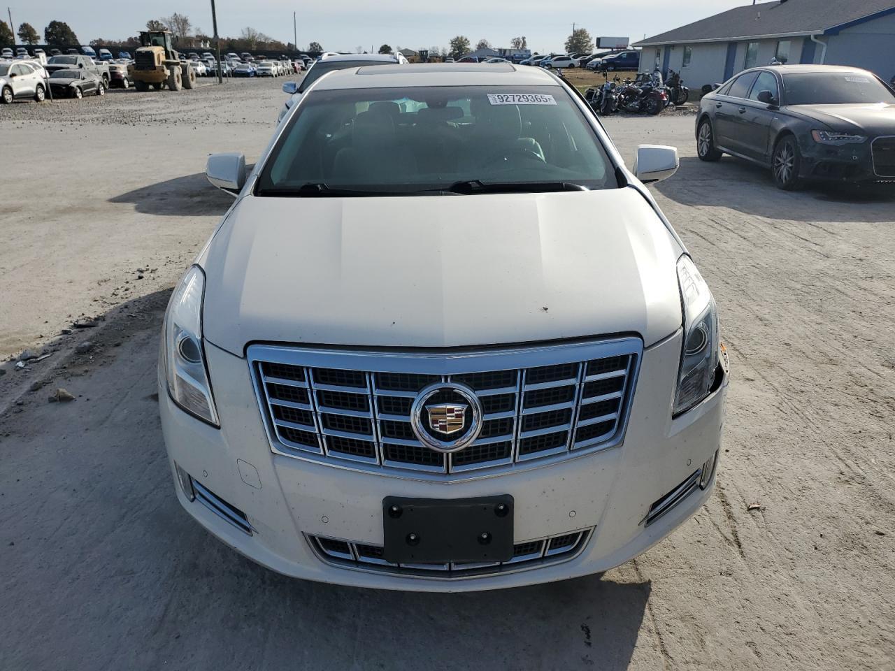 2015 Cadillac Xts Luxury Collection - Image 5