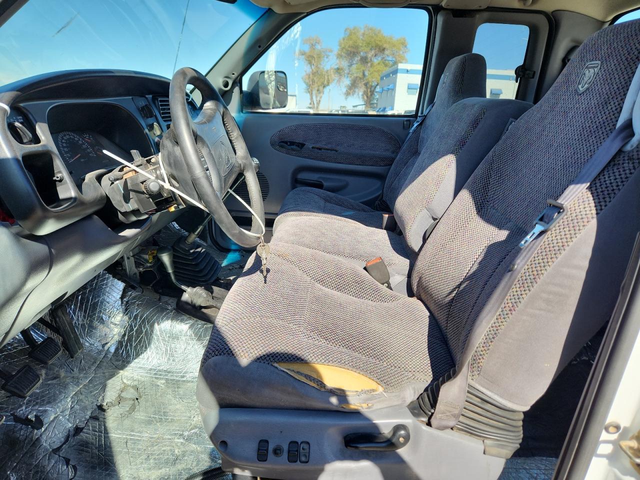 1999 Dodge Ram 2500 - Фото 7