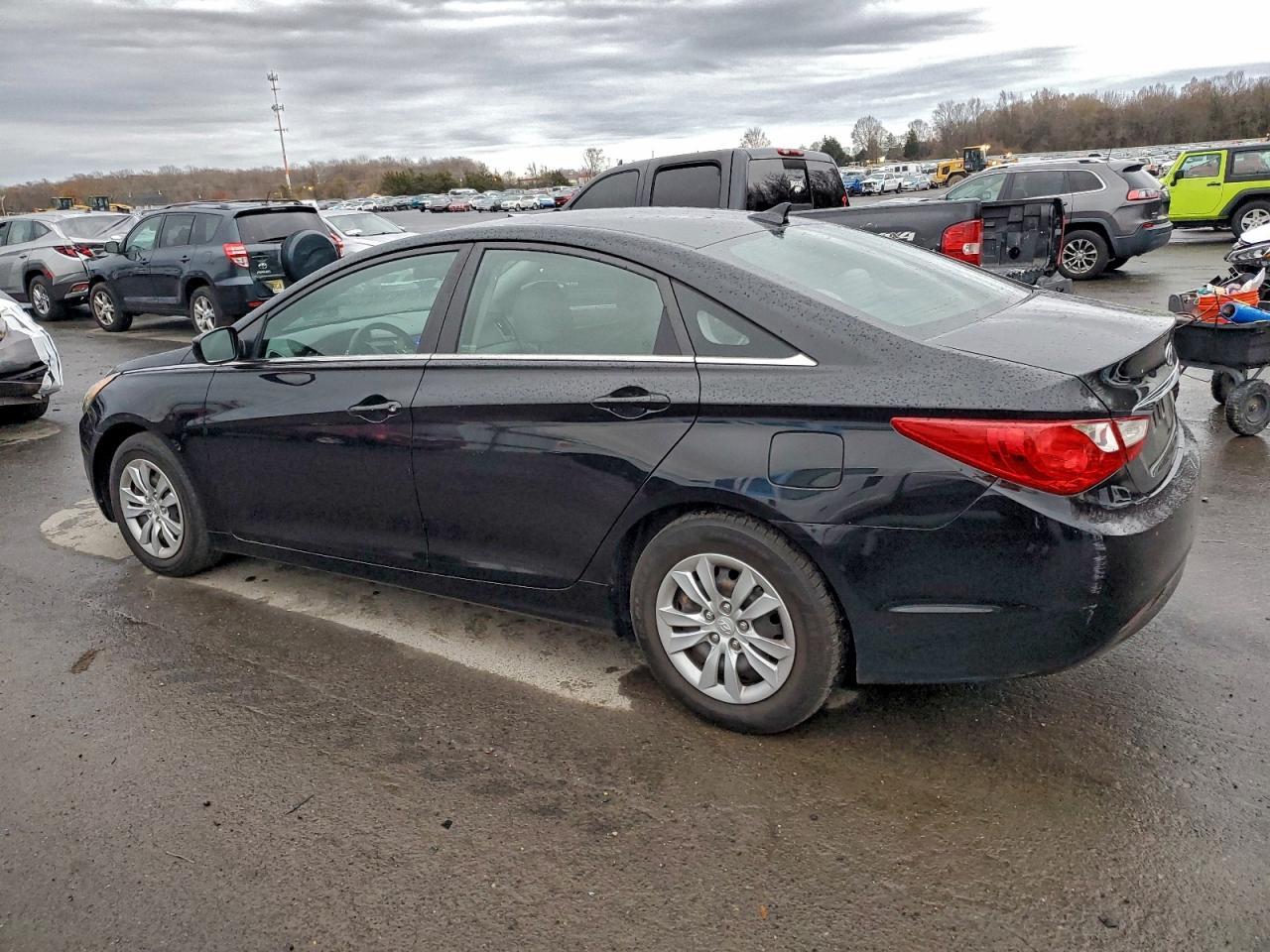 2011 Hyundai Sonata Gls - Фото 2