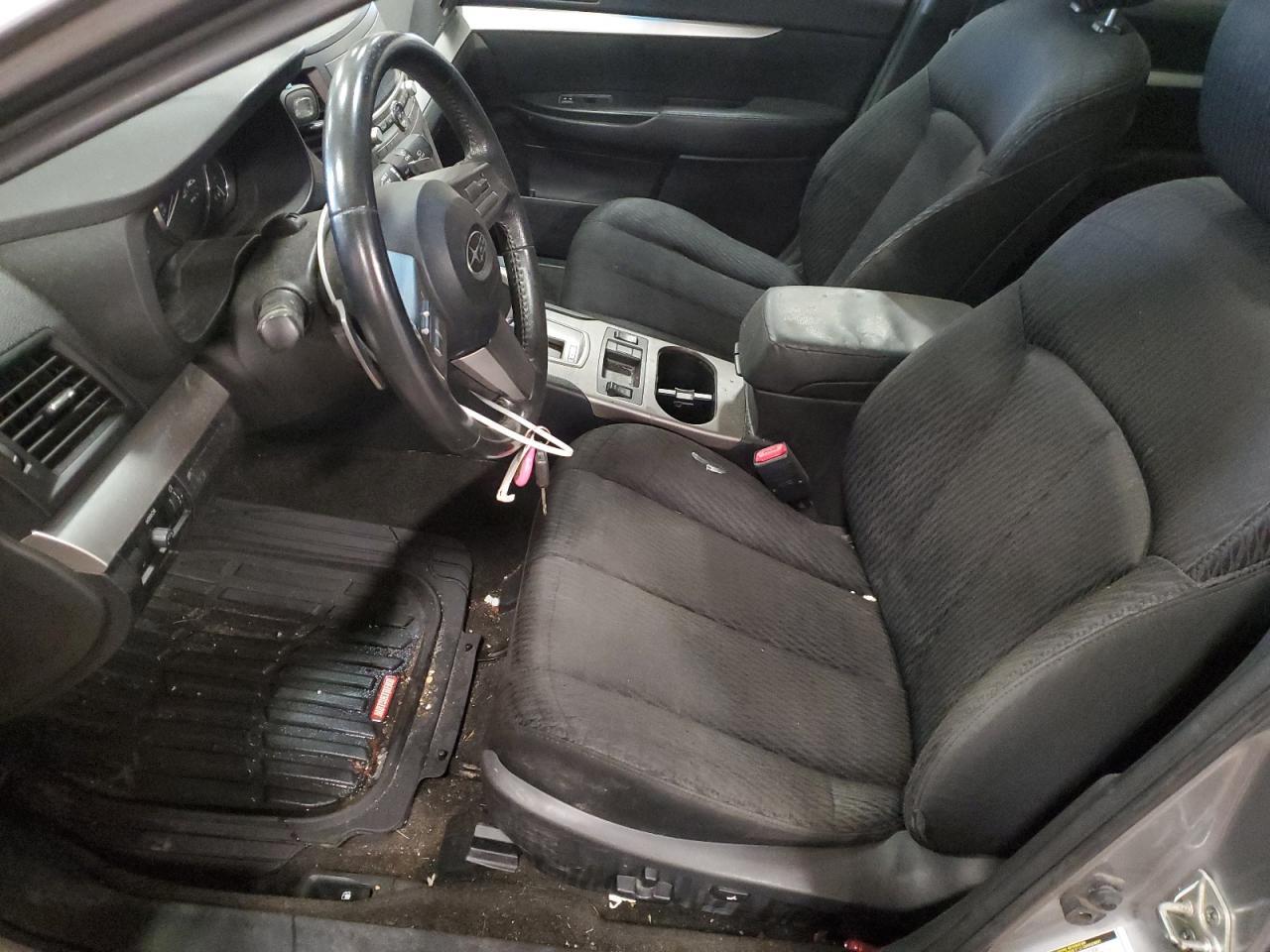 2011 Subaru Outback 2.5I Premium - Image 7