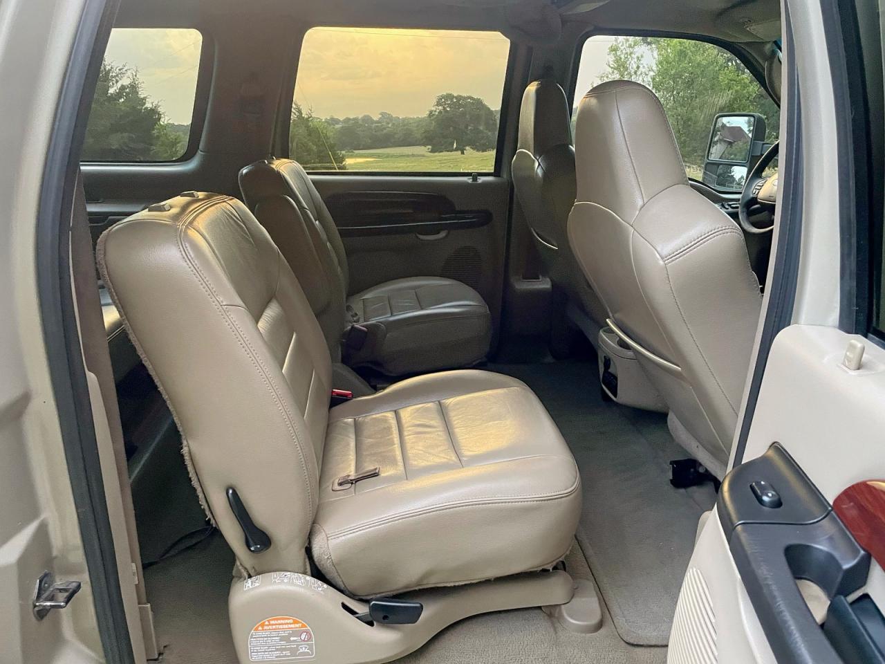 2005 Ford Excursion Limited - Фото 6