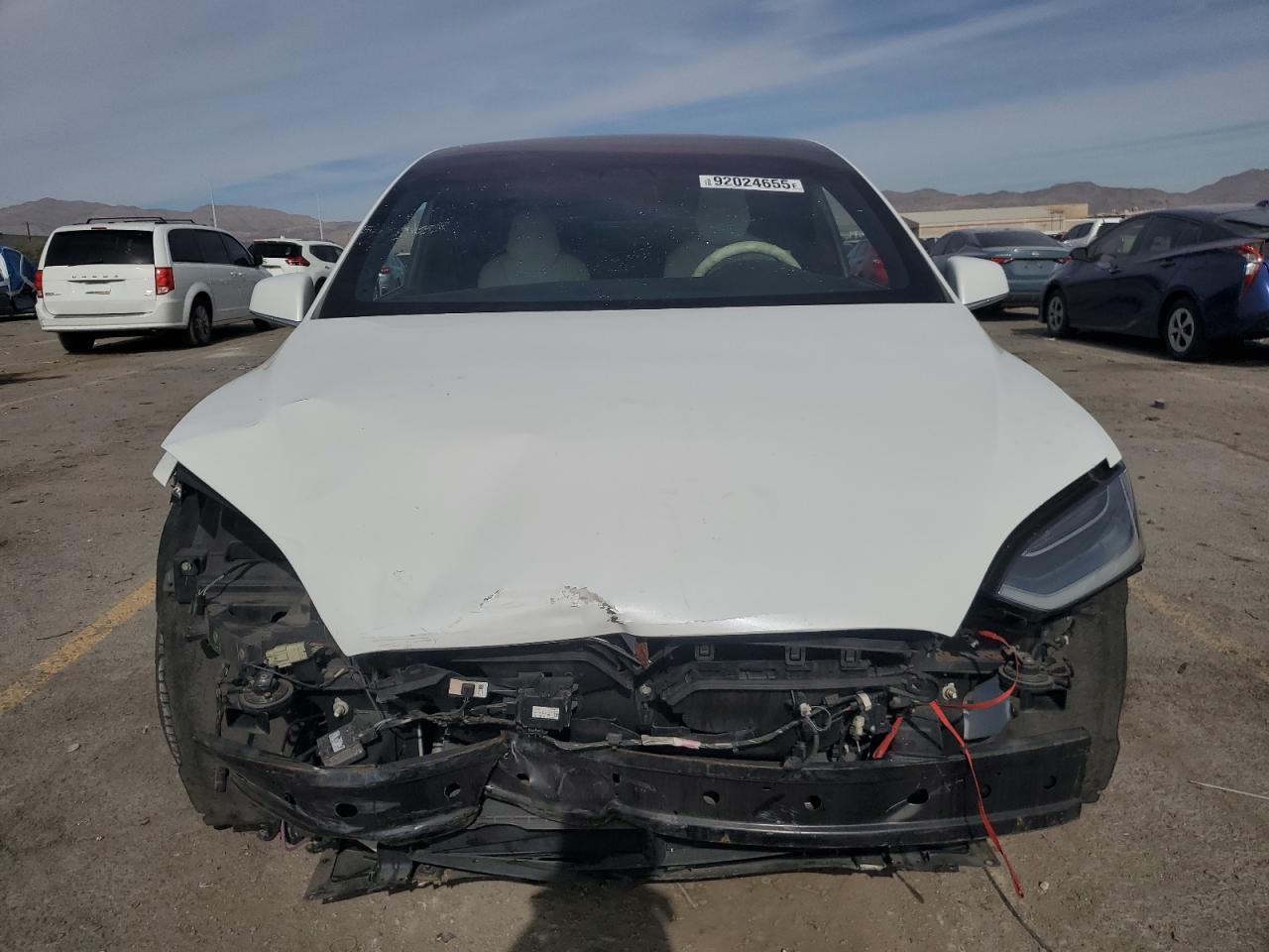 2016 Tesla Model X - Image 5