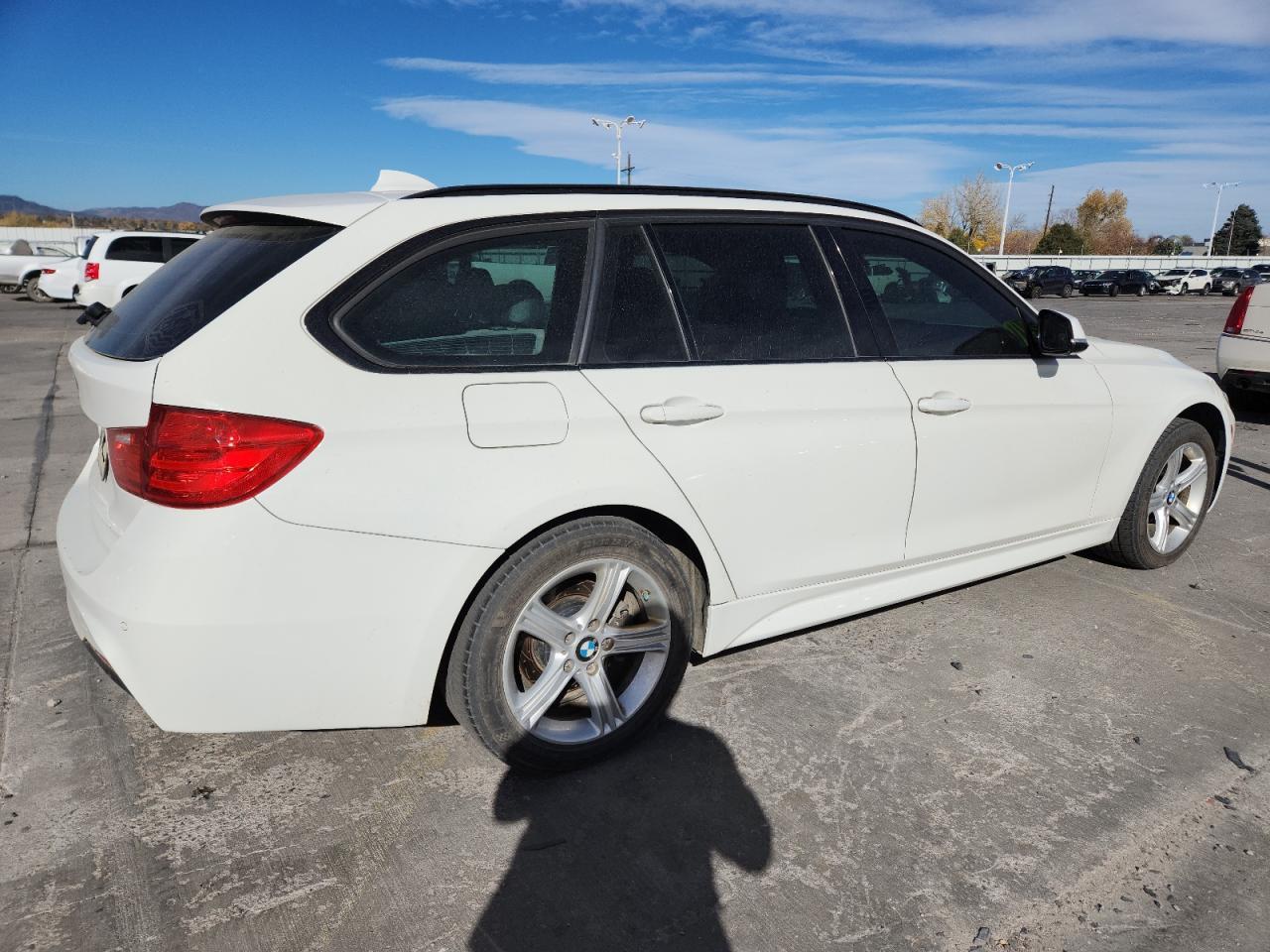 2015 BMW 328 Xi - Фото 3