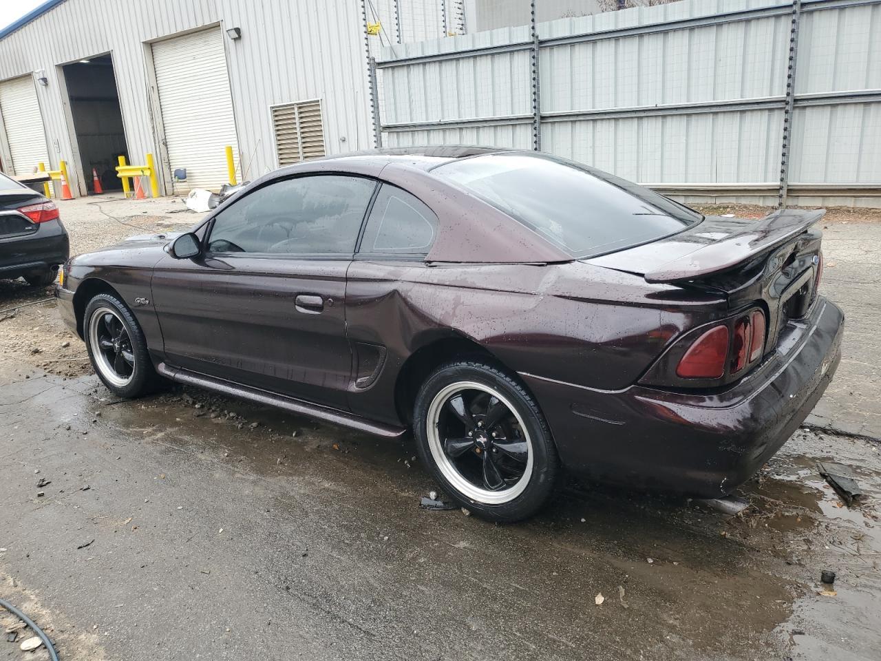 1996 Ford Mustang Gt - Фото 2