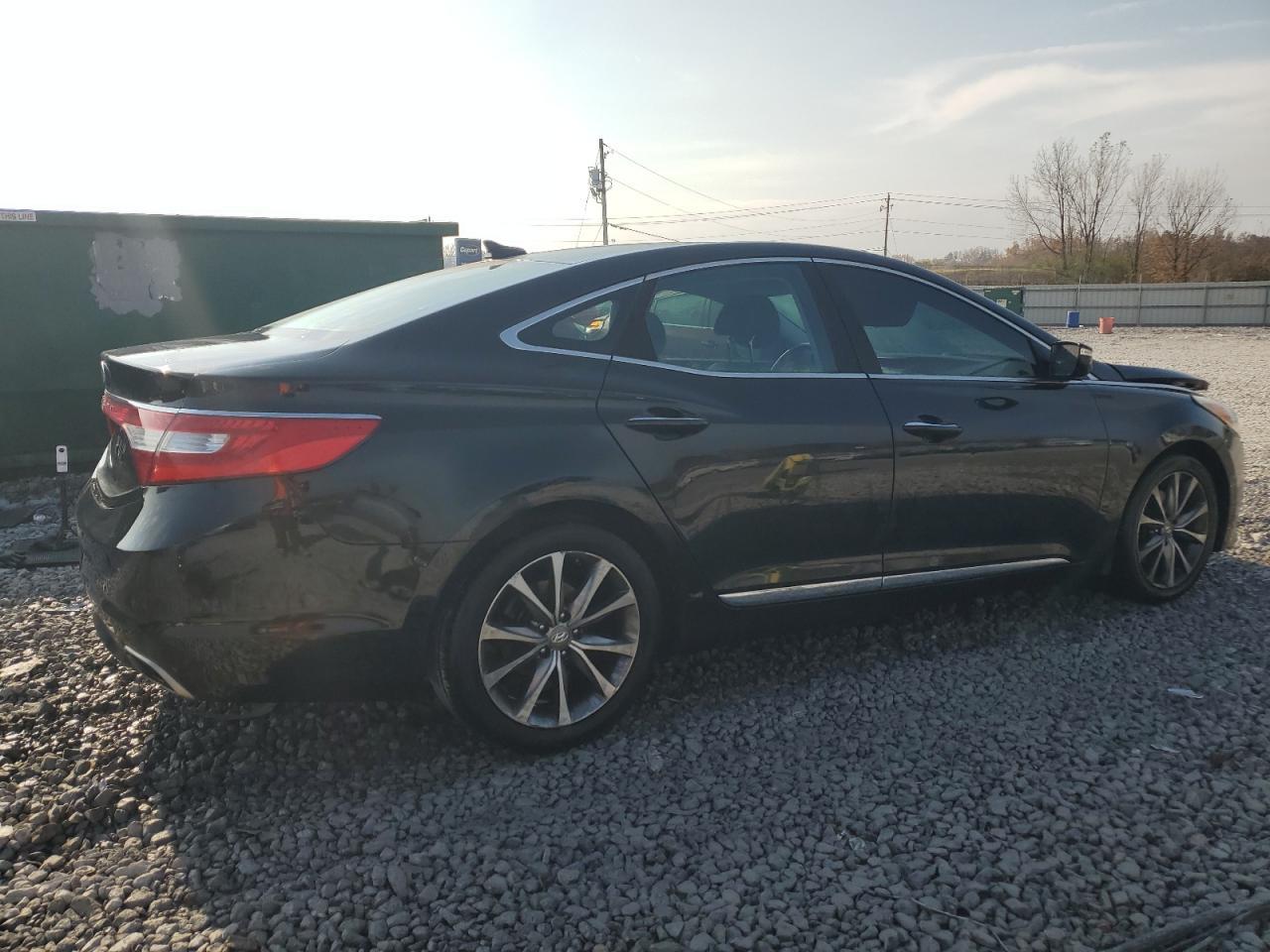 2017 Hyundai Azera Base - Image 3