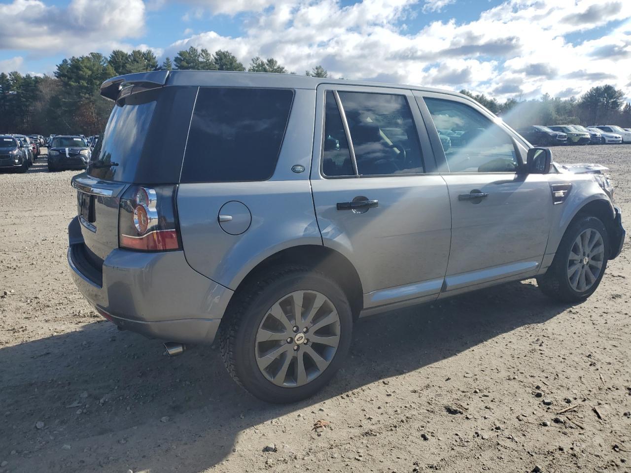 2013 Land Rover Lr2 Hse - Image 3