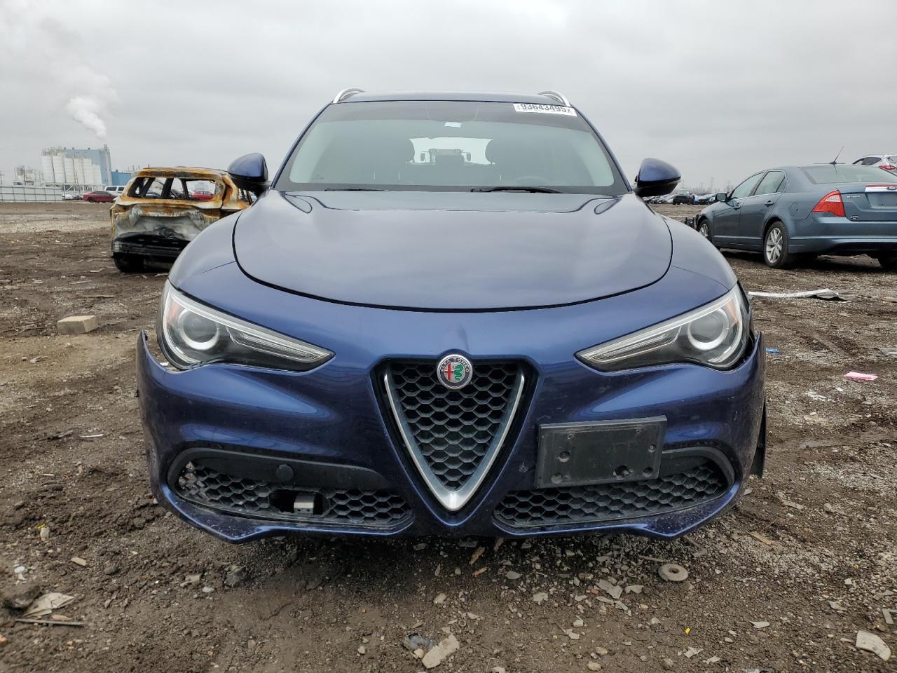 2018 Alfa Romeo Stelvio - Image 5