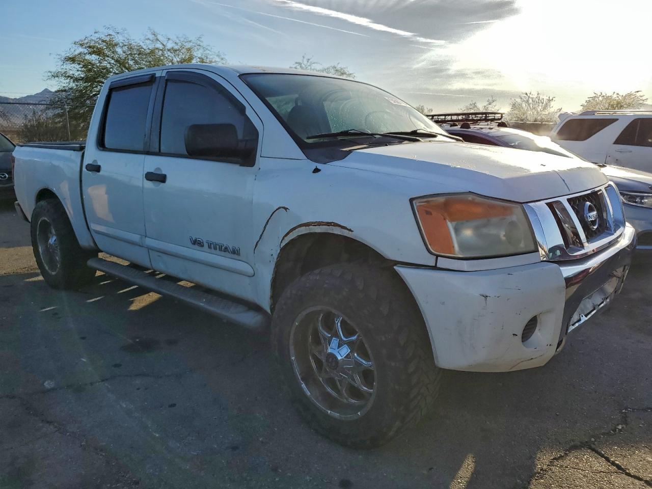 2009 Nissan Titan Xe - Image 4