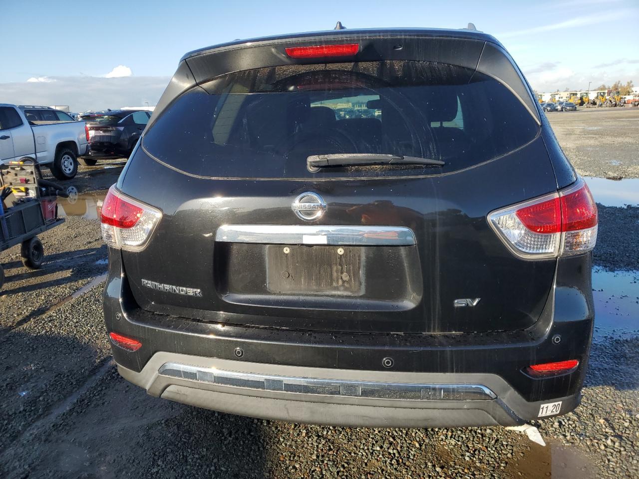 2016 Nissan Pathfinder S - Фото 6