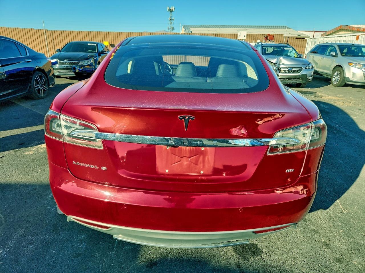 2015 Tesla Model S 85 - Фото 6