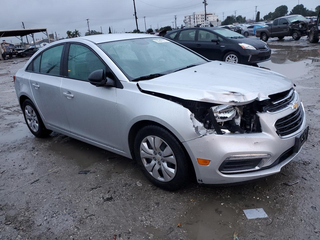 2015 Chevrolet Cruze Ls - Фото 4