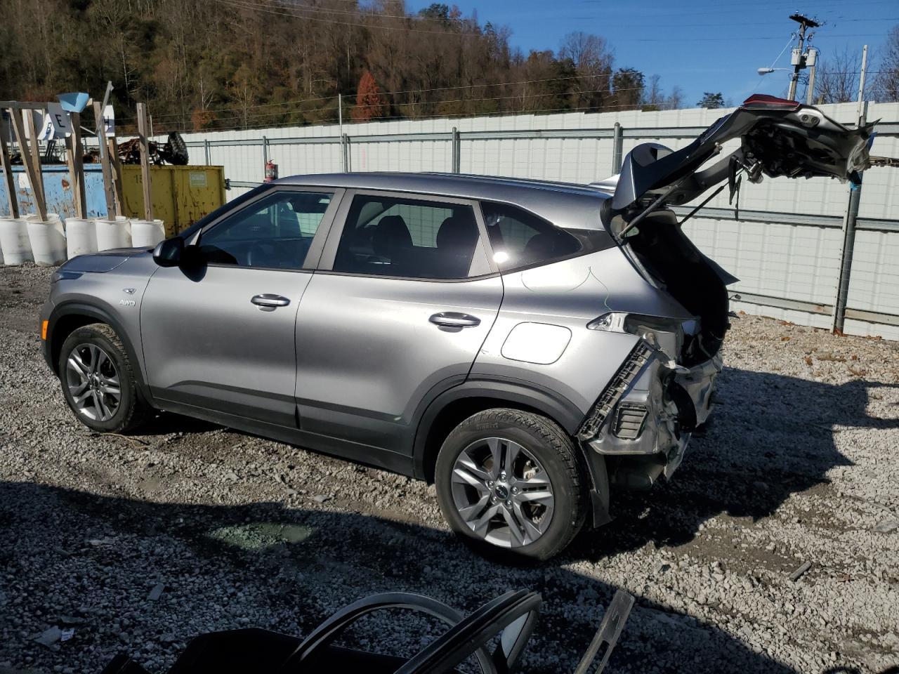 2023 Kia Seltos Lx - Фото 2