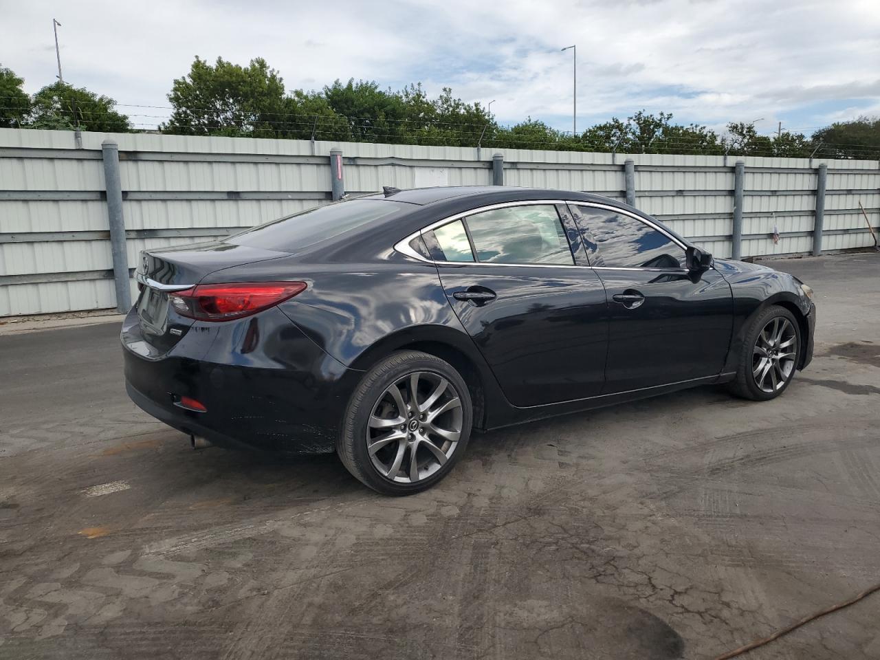 2017 Mazda 6 Grand Touring - Image 3