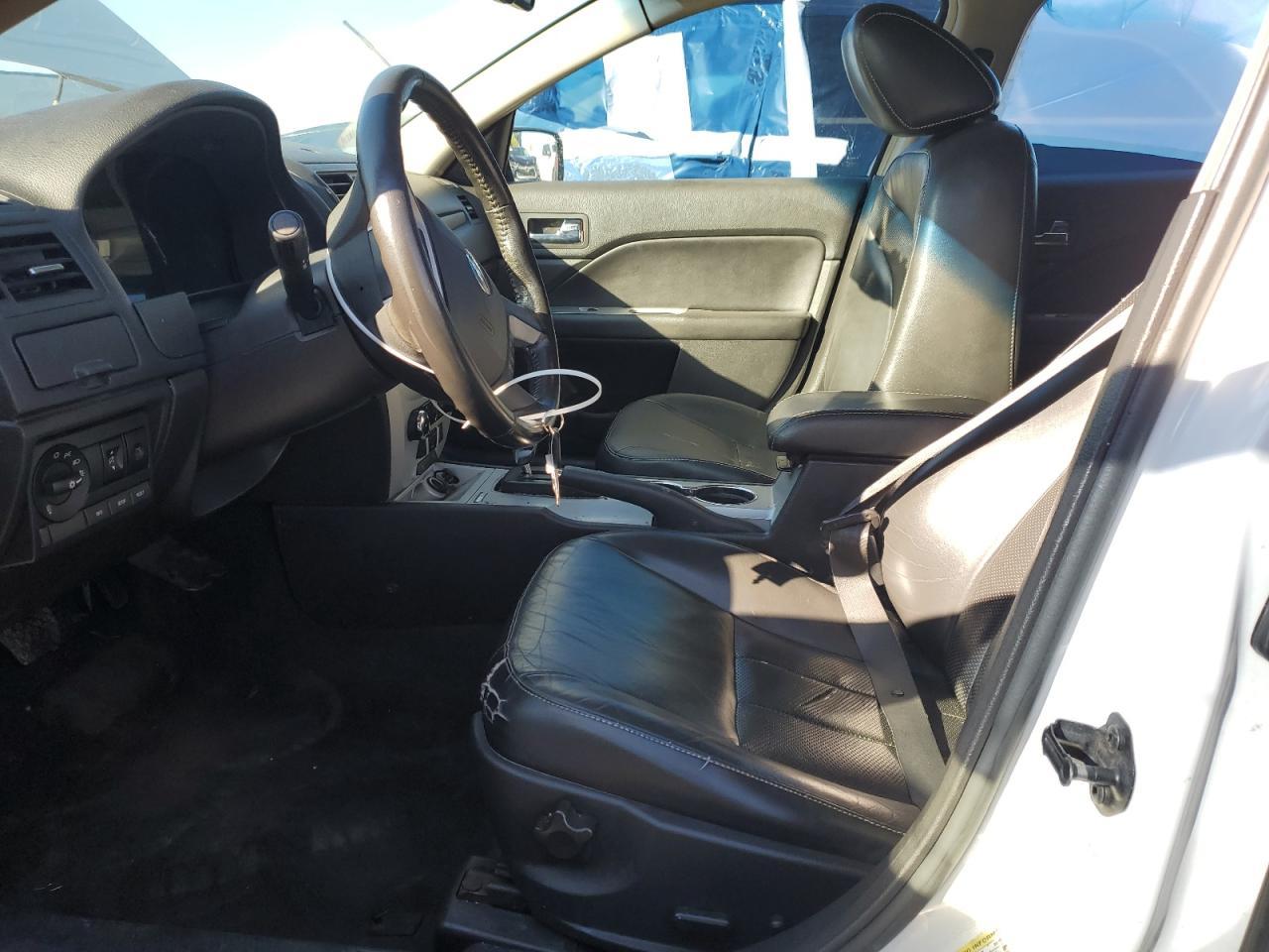 2010 Mercury Milan Premier - Image 7