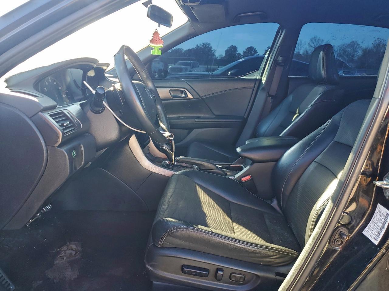 2017 Honda Accord Sport - Image 7