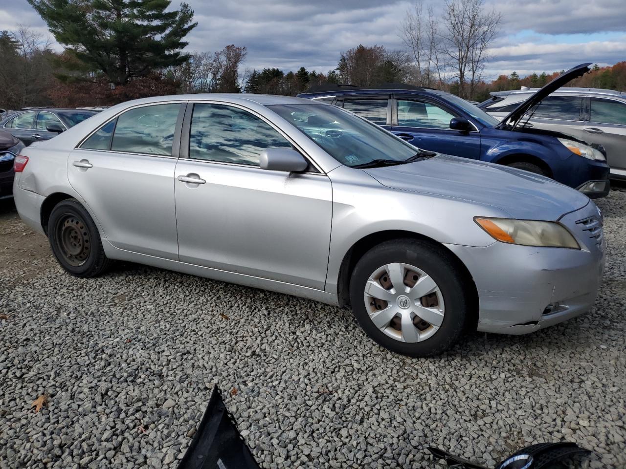2008 Toyota Camry Le - Image 4