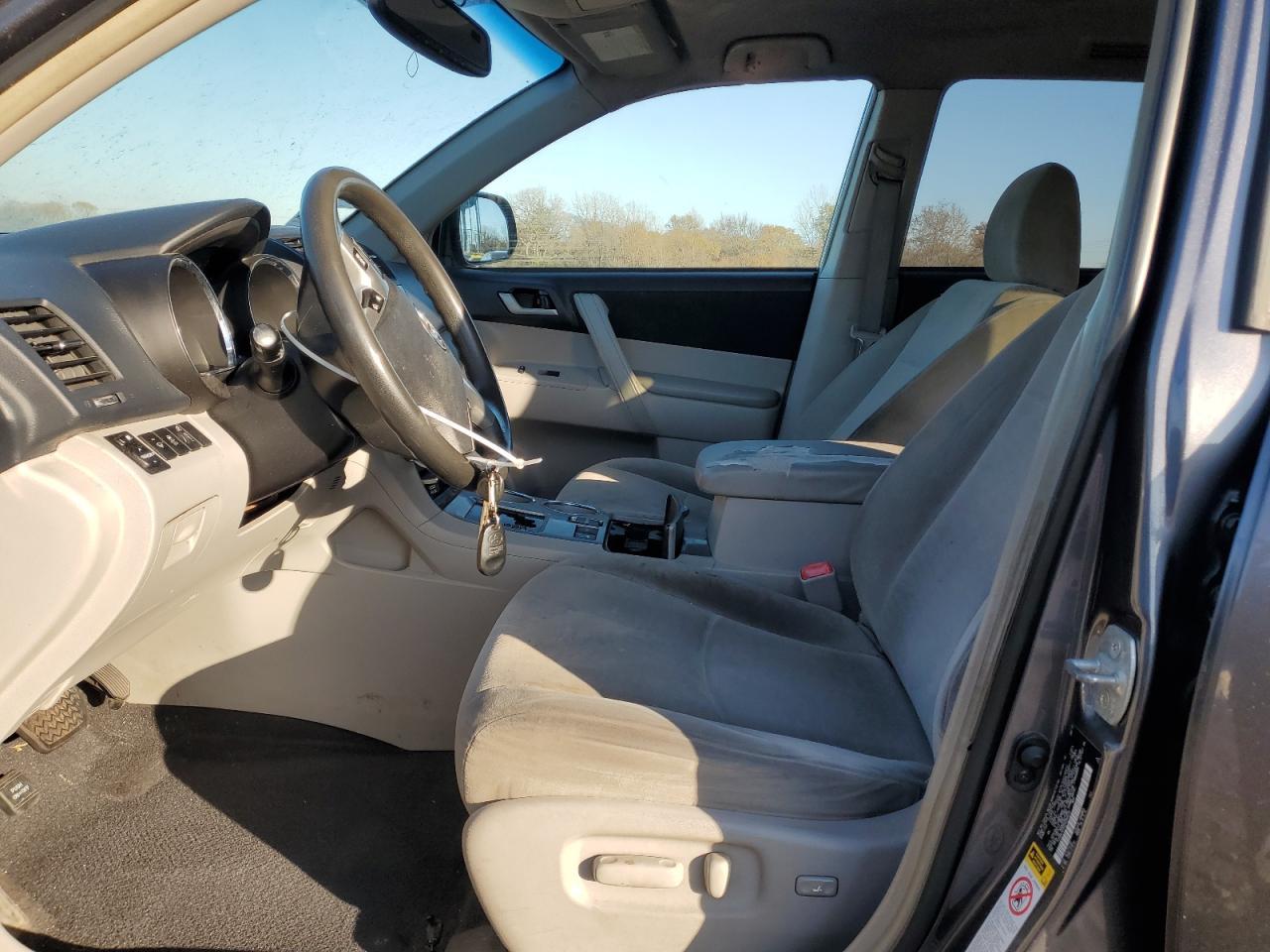 2013 Toyota Highlander Base - Фото 7
