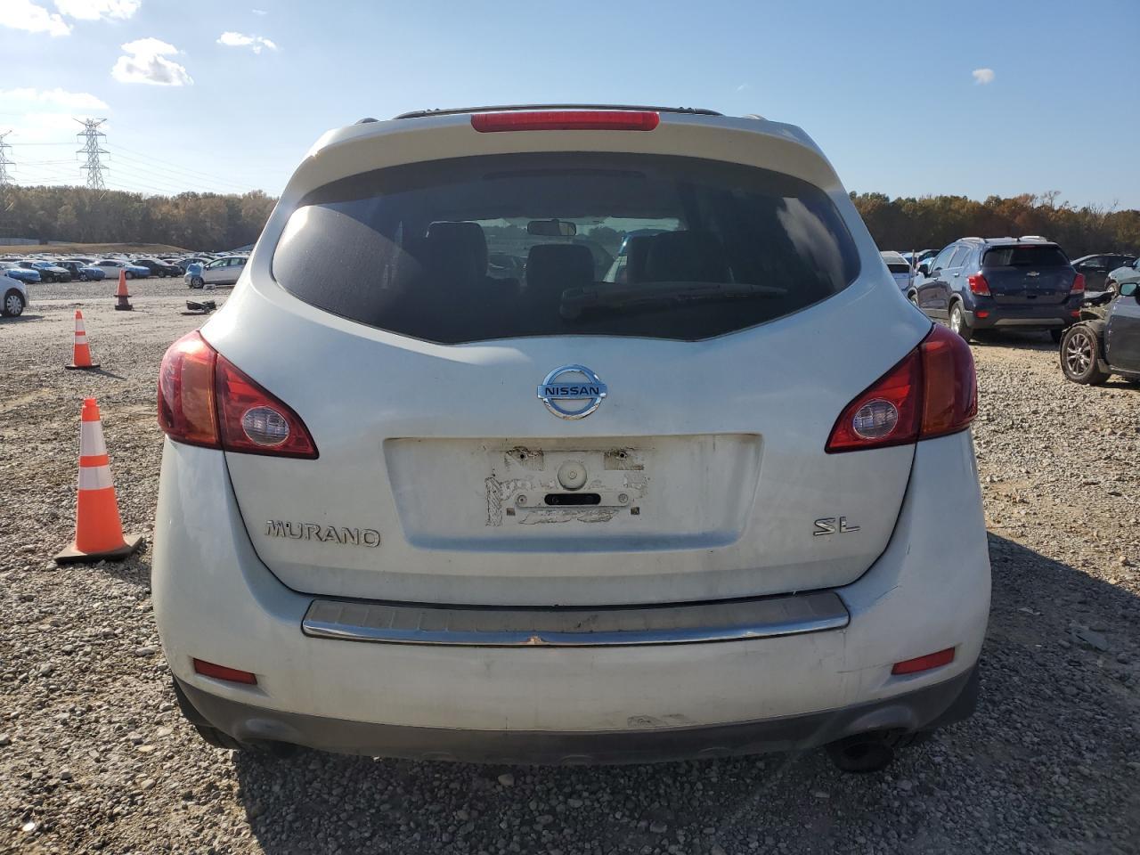 2010 Nissan Murano S - Фото 6