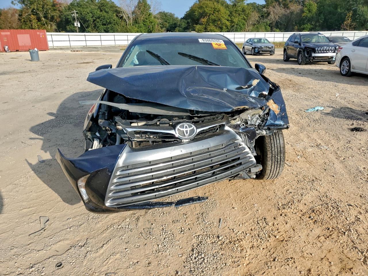2015 Toyota Camry Le - Фото 5