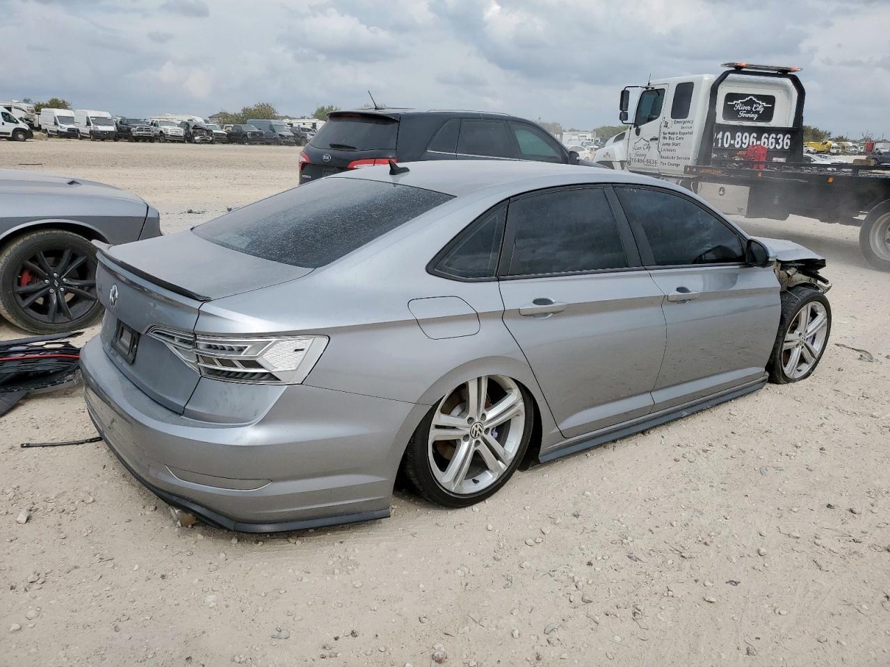 2021 Volkswagen Jetta Gli - Фото 3