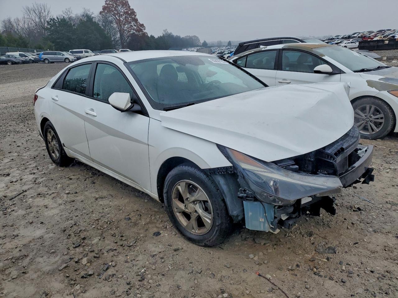 2021 Hyundai Elantra Se - Фото 4