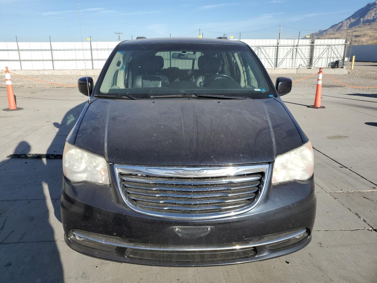 2014 Chrysler Town & Country Touring L - Фото 5