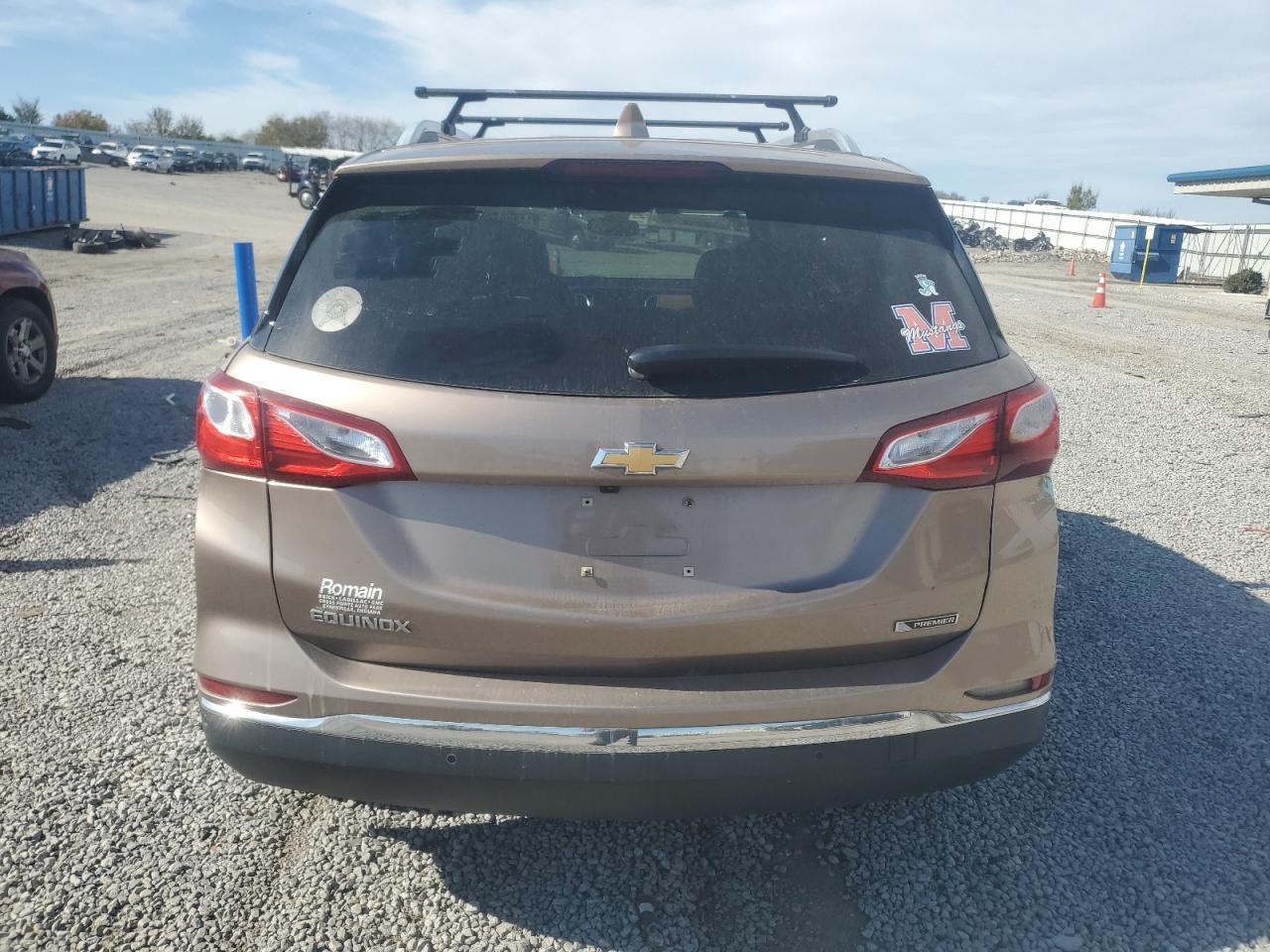 2018 Chevrolet Equinox Premier - Фото 6