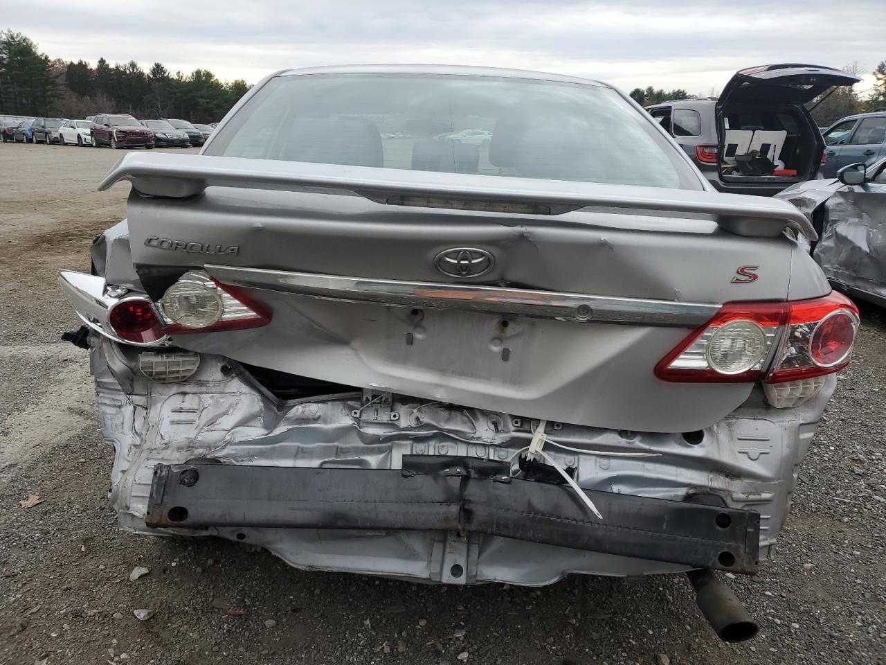 2011 Toyota Corolla S - Фото 6