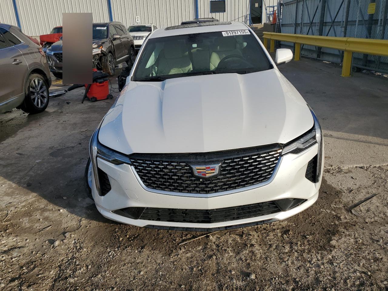 2023 Cadillac Ct4 Luxury - Image 5