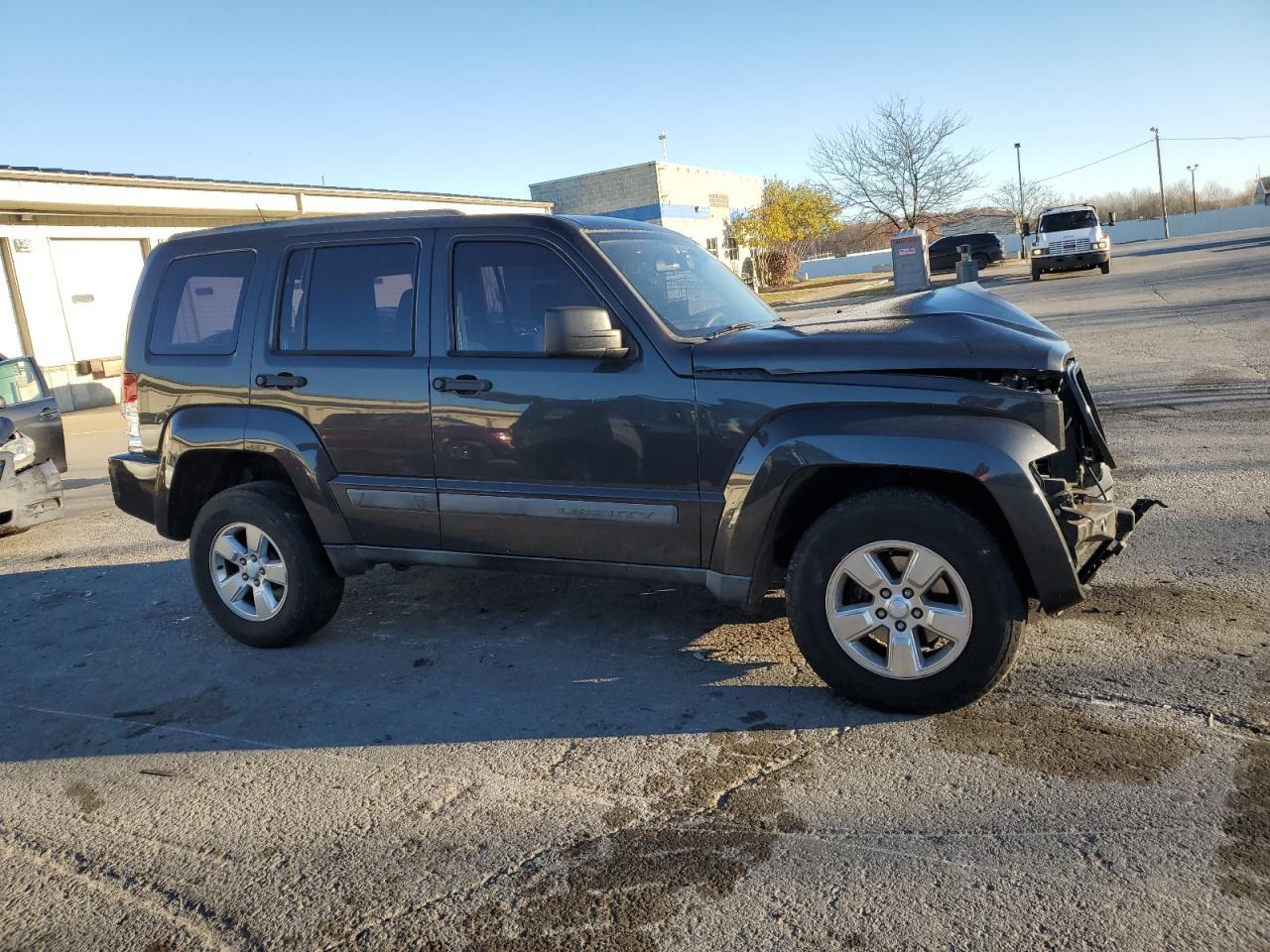 2011 Jeep Liberty Sport - Фото 4