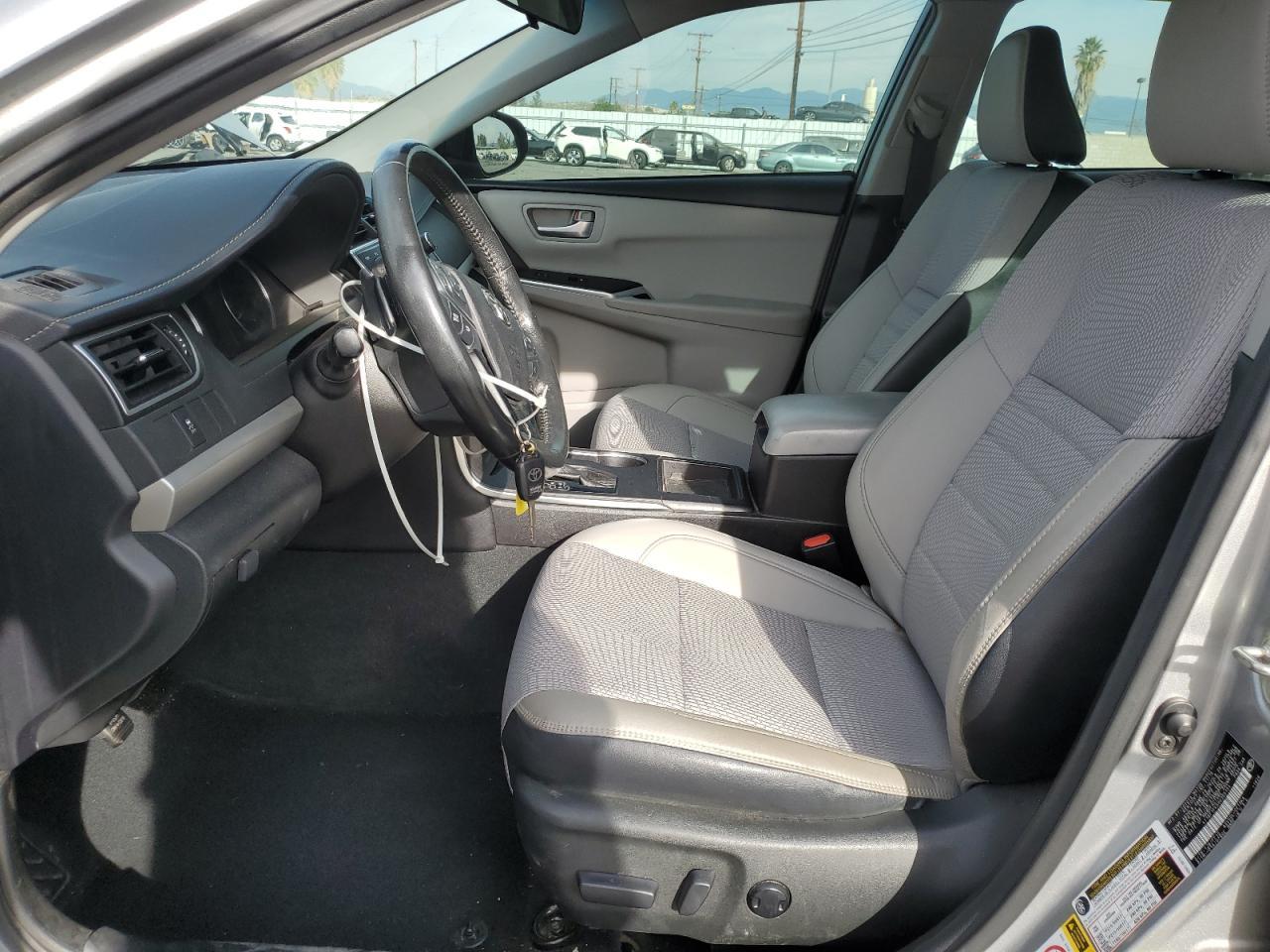 2017 Toyota Camry Le - Фото 7